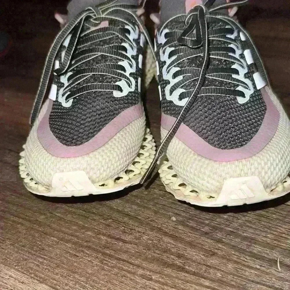 Women’s Adidas  4DFWD 2 Grey Beam Orange GX9269 womens size 7.5 - Picture 4 of 6